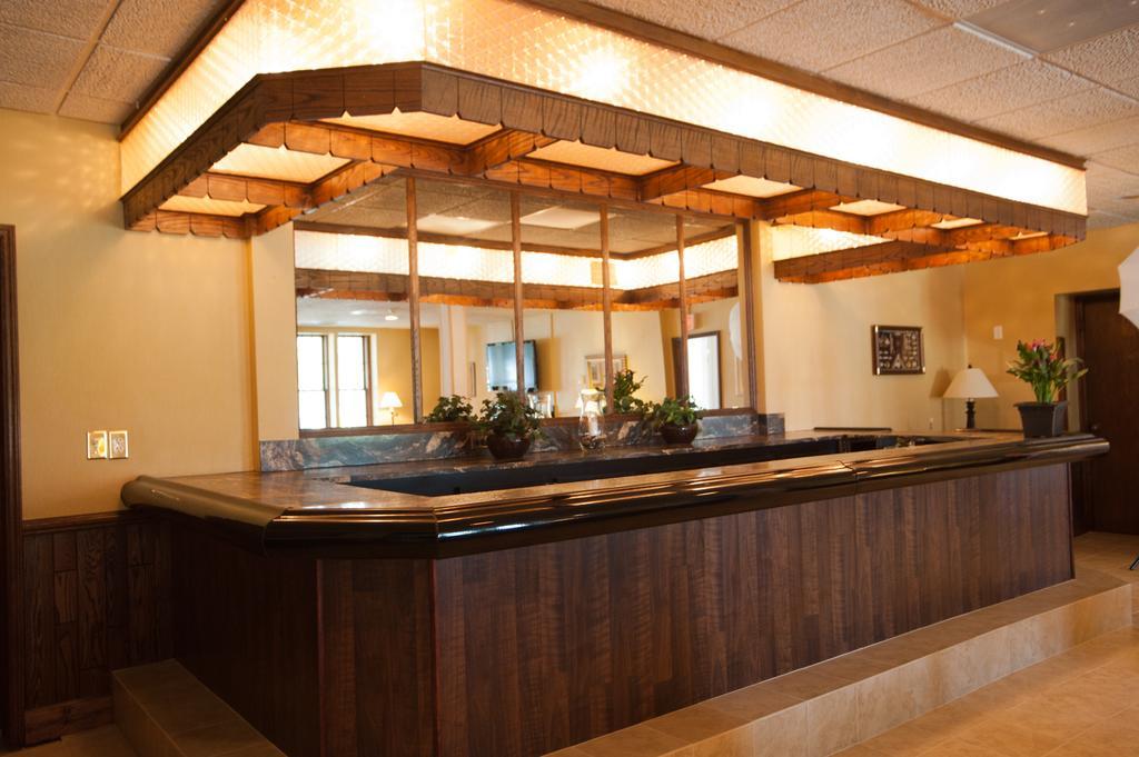 Beacon Hotel Осуего Екстериор снимка
