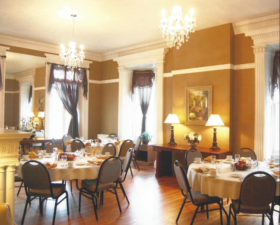 Beacon Hotel Осуего Екстериор снимка